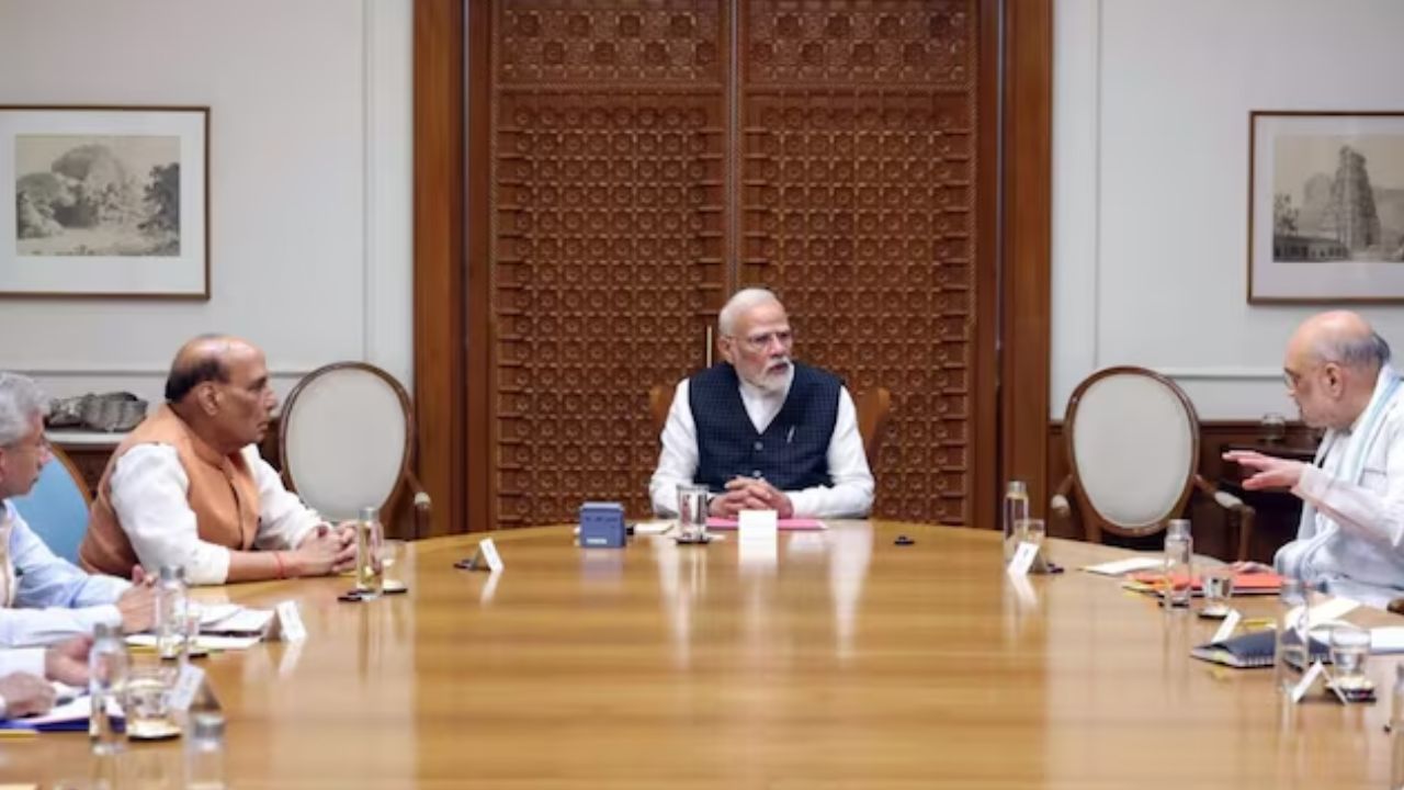 पेपर लीक