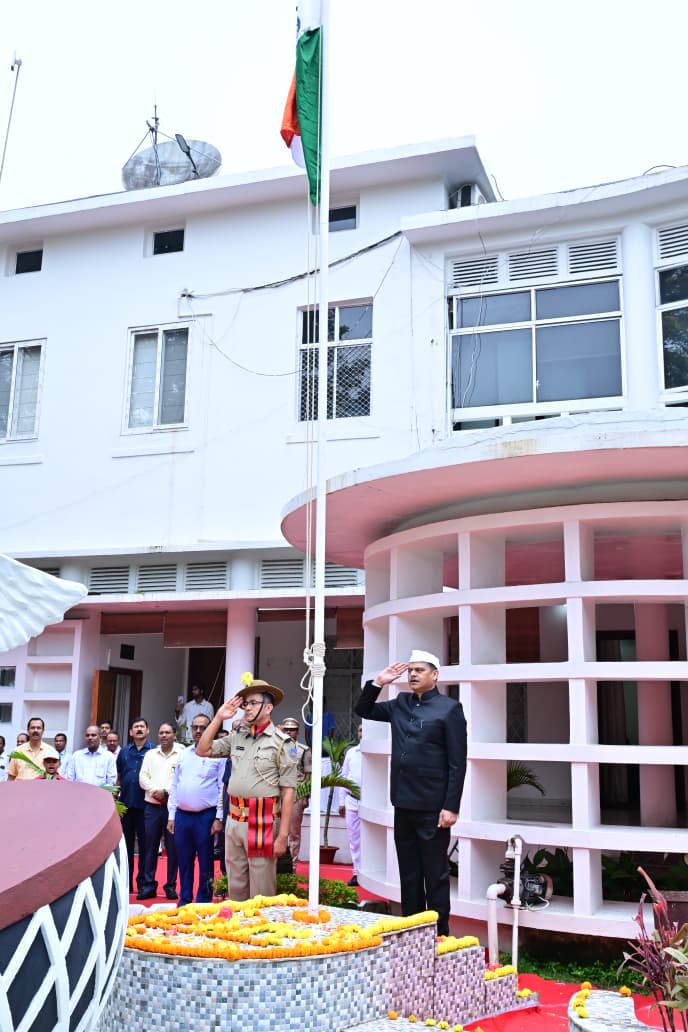 सीएम सचिवालय