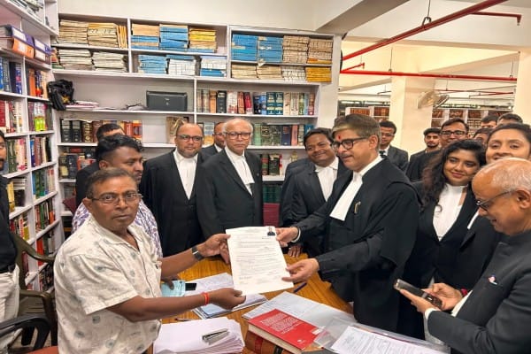 एडवोकेट एसोसिएशन