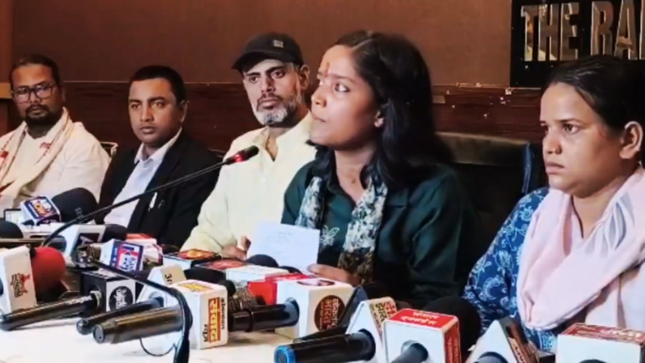 अमीषा प्रसाद