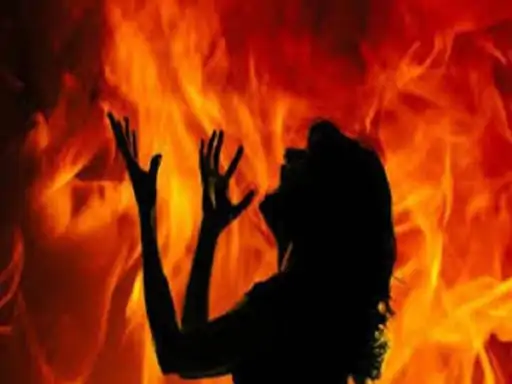जिंदा जलाने का प्रयास