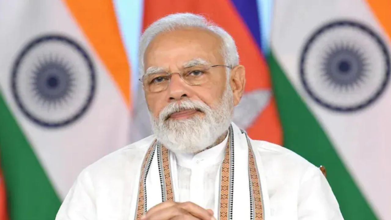 PM मोदी