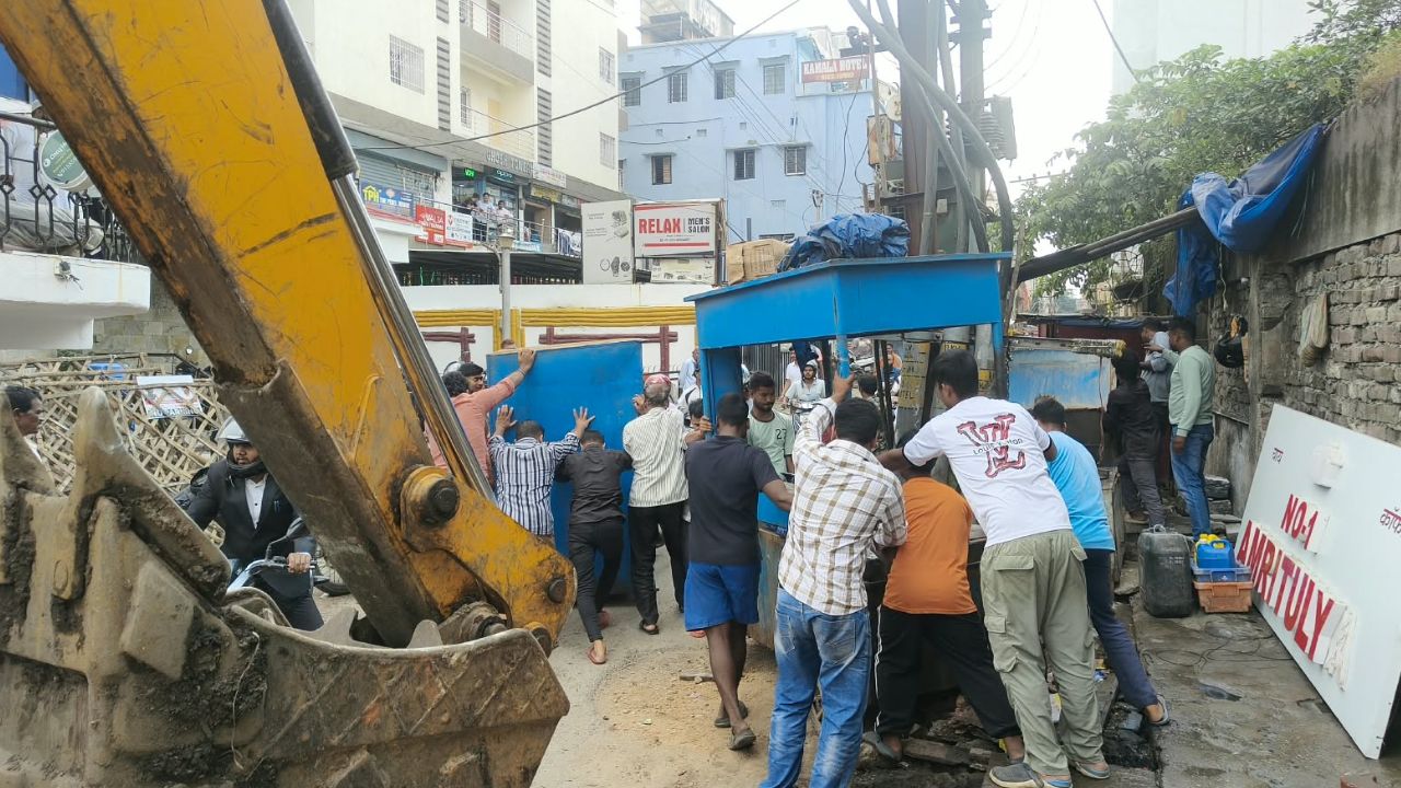 हनुमान मंदिर