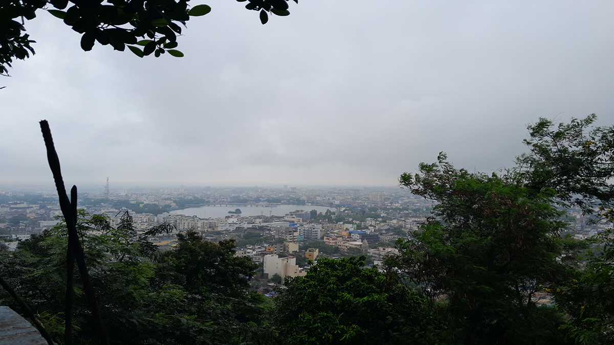 छाया कुहासा