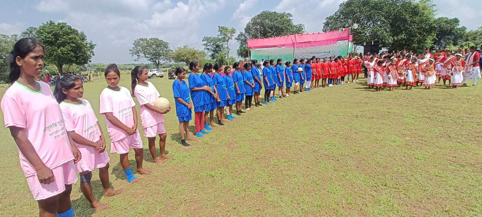 डॉ. करमा उरांव स्मृति फुटबॉल