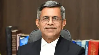 जस्टिस अपरेश कुमार सिंह